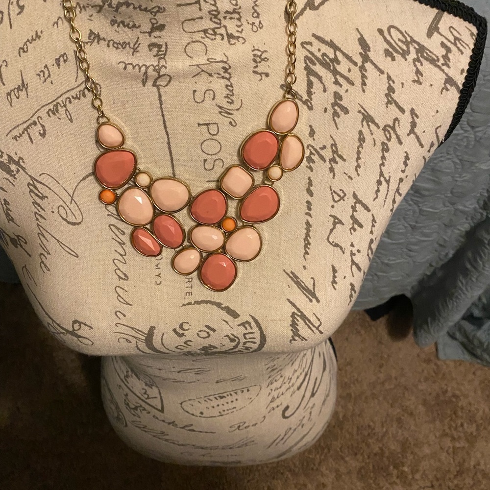Fashion necklace with colorful stones